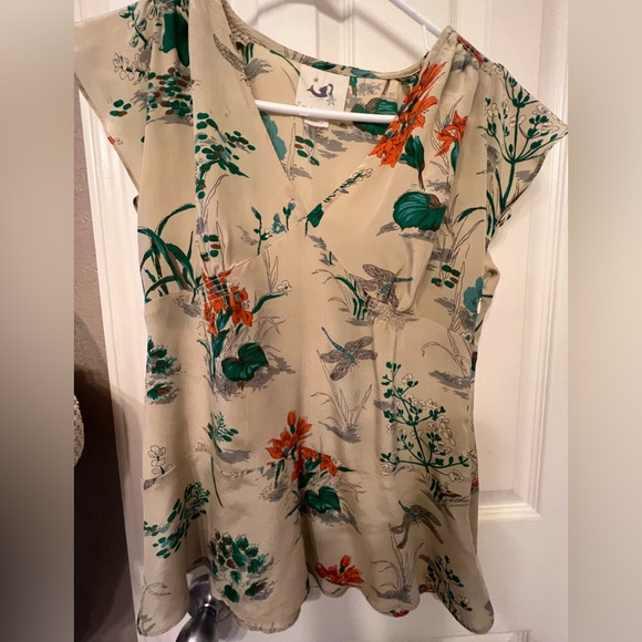Anthropologie Mermaid tag silk dragonfly top, size 6. Hidden side zip. - Picture 2 of 11